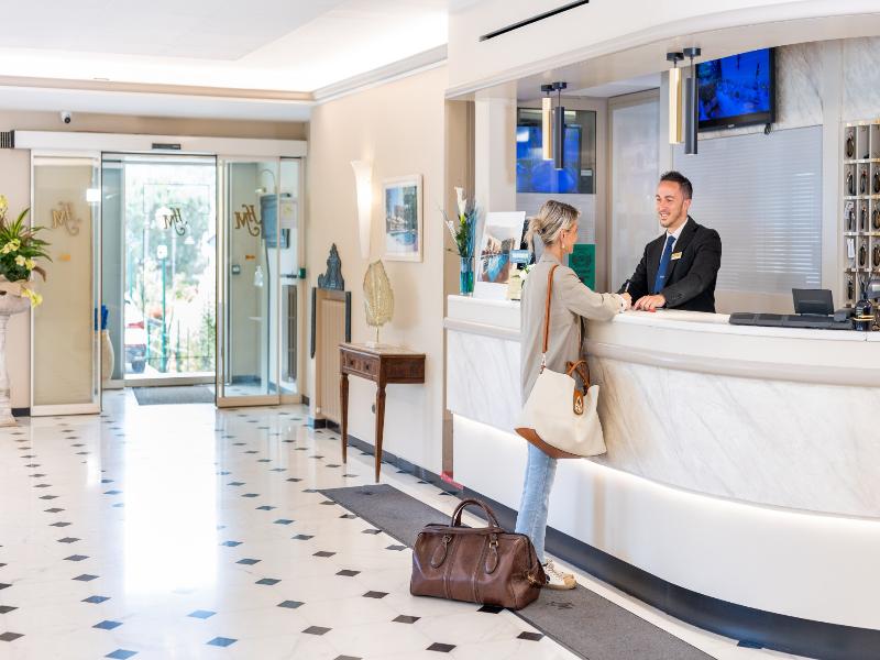 Hotel Metropole - Lobi