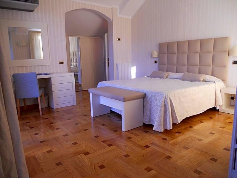 Hotel Metropole - Oda