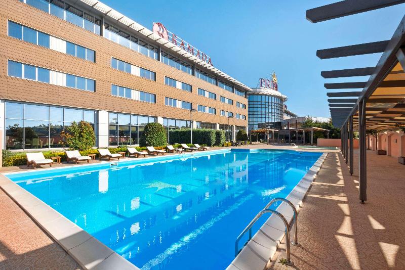 Ramada Plaza by Wyndham Gevgelija - Havuz