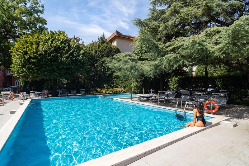 Grand Hotel Villa Balbi - Havuz