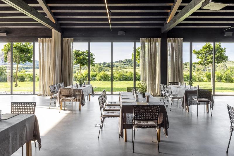 Locanda Rossa - Toplantı