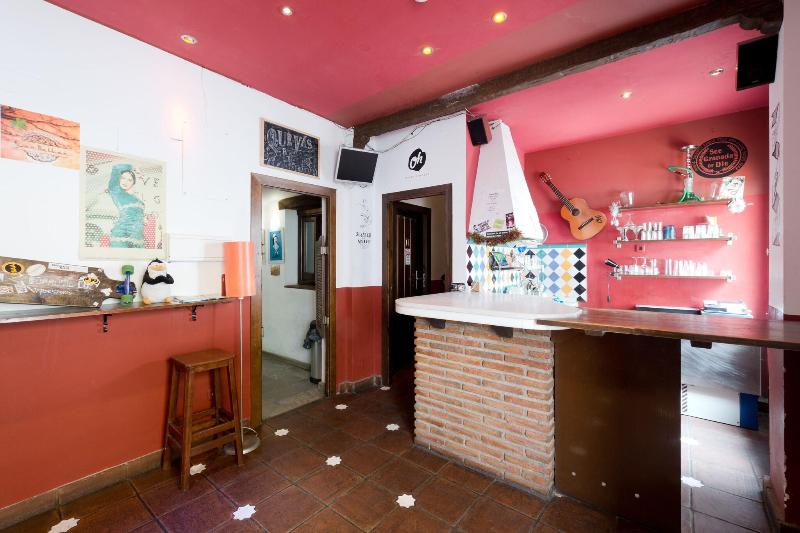 Oasis Backpackers Hostel Granada - Bar