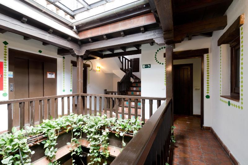 Oasis Backpackers Hostel Granada - Lobi