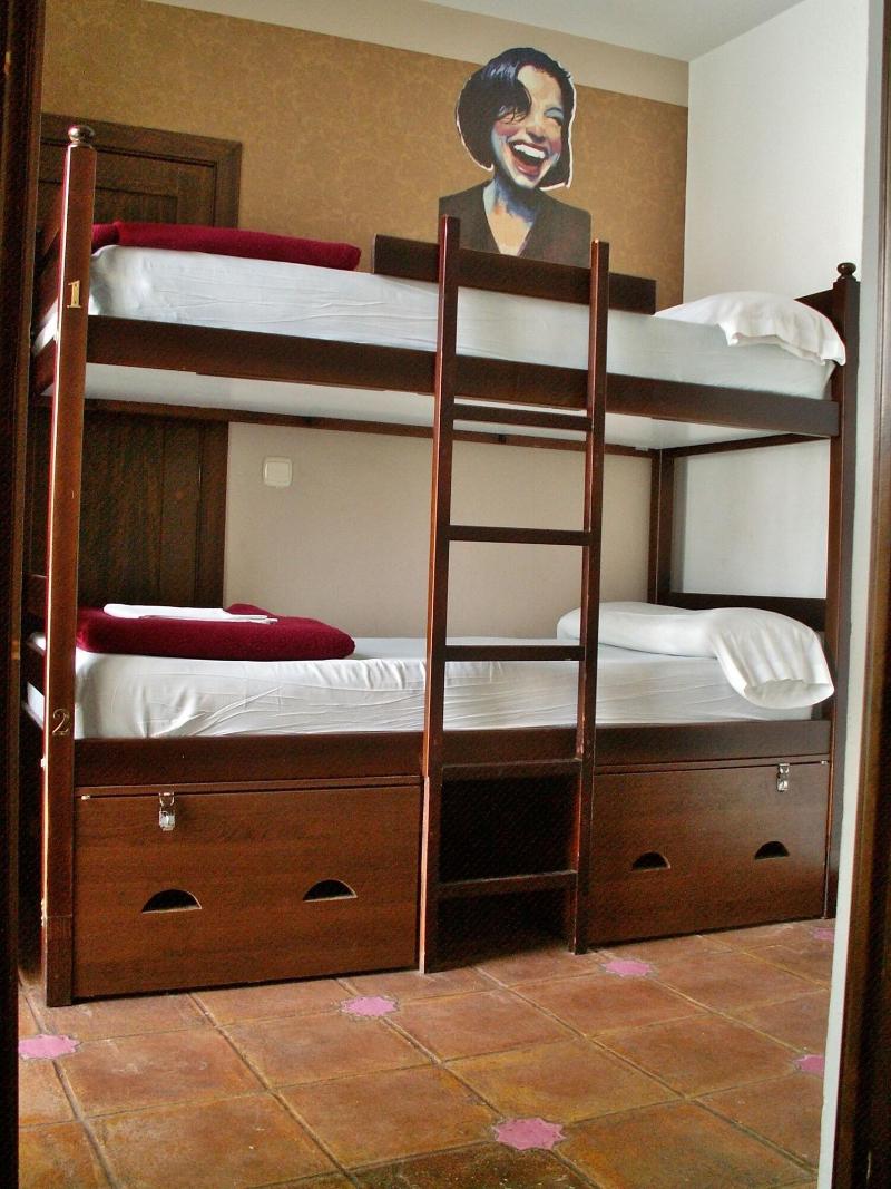Oasis Backpackers Hostel Granada - Oda