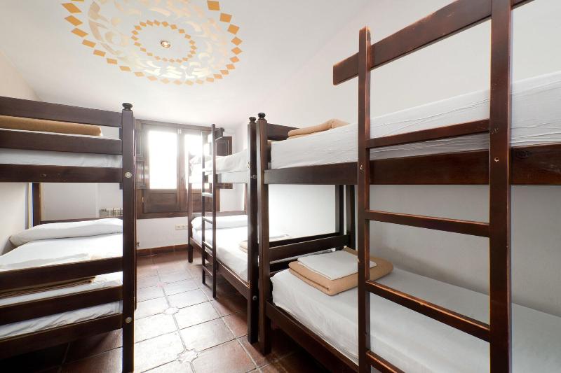 Oasis Backpackers Hostel Granada - Oda