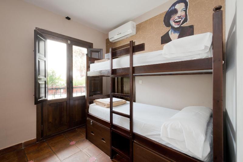 Oasis Backpackers Hostel Granada - Oda