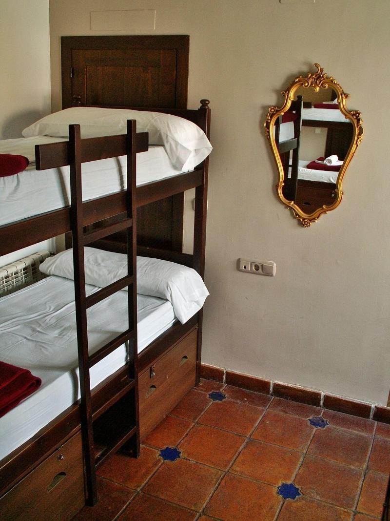 Oasis Backpackers Hostel Granada - Oda