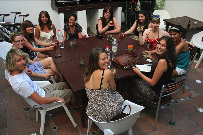 Oasis Backpackers Hostel Granada - Teras