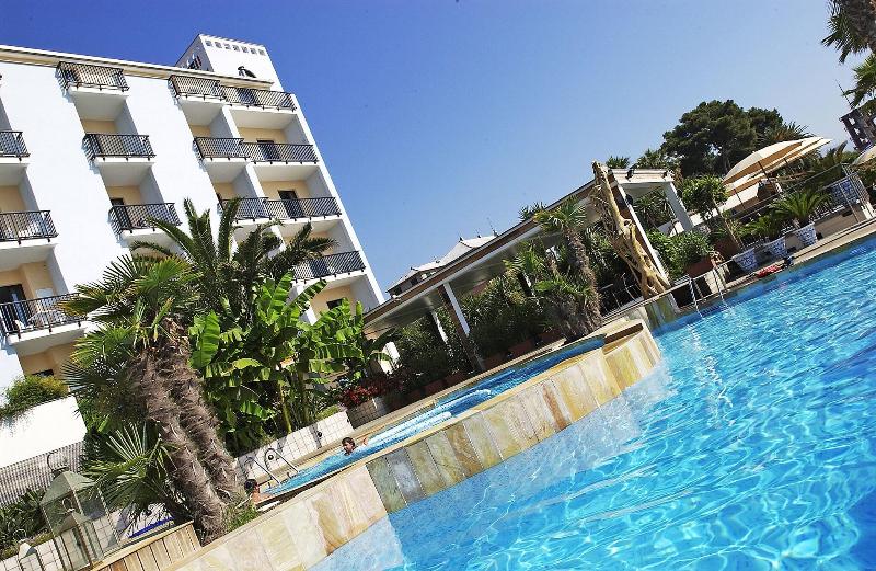 Mare Hotel - Havuz