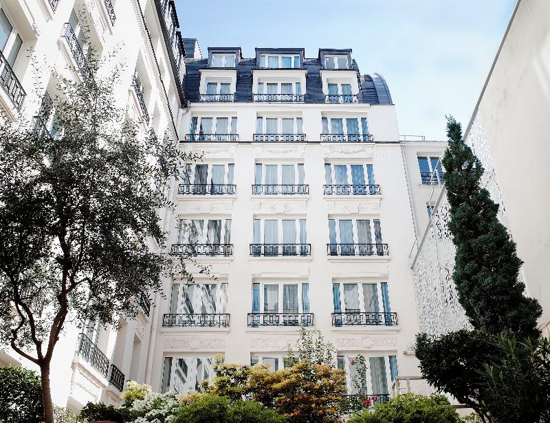 Rochester Champs Elysees - Genel