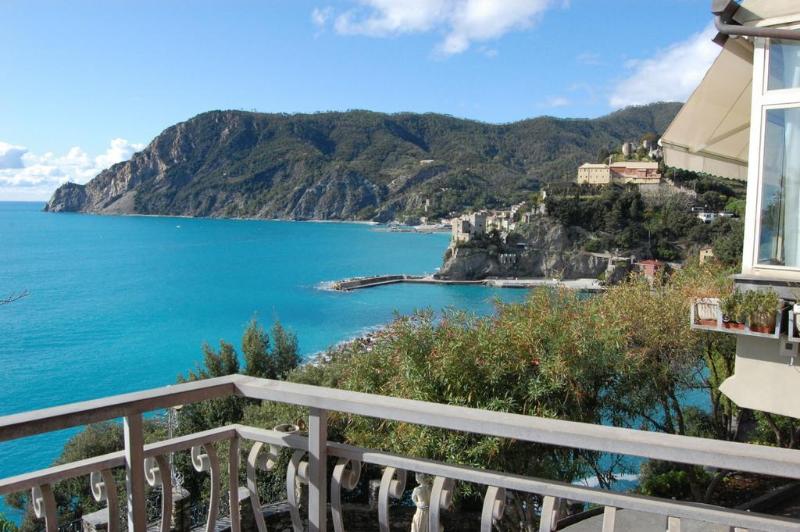 Porto Roca - Genel
