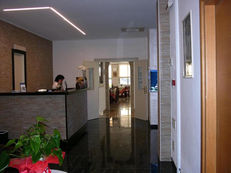 Lido - Lobi