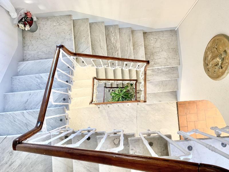 Castello Miramare - Lobi