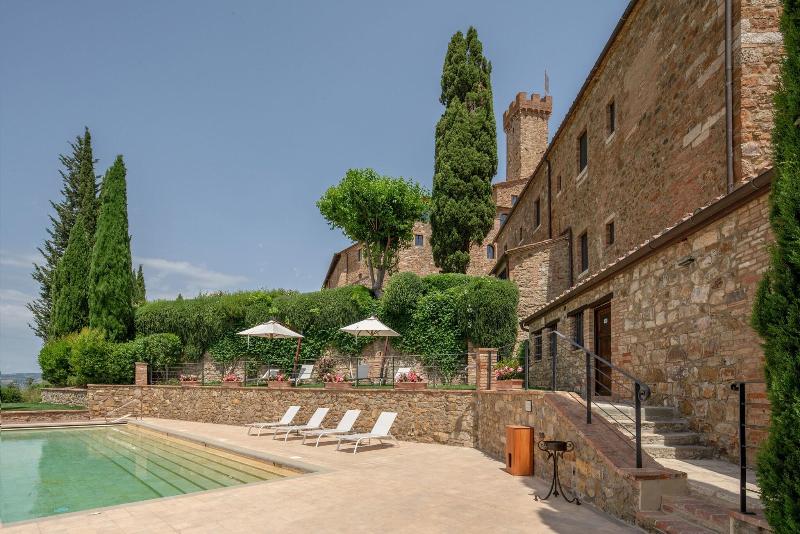 Castello Banfi - Havuz