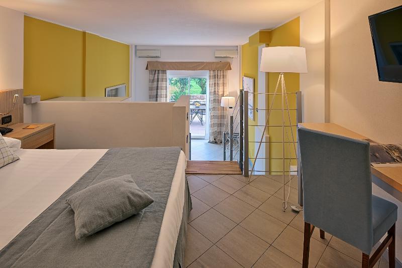 Aregai Marina Hotel & Residence - Oda