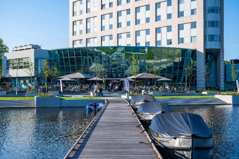 Flonk Hotel Groningen Zuid BW Signature Collection - Genel