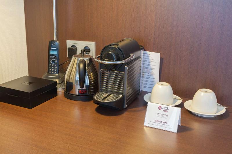 Flonk Hotel Groningen Zuid BW Signature Collection - Genel