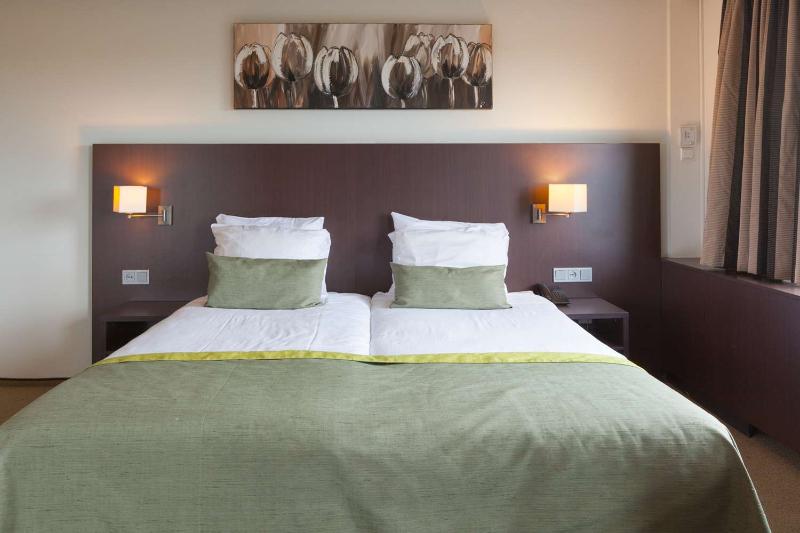 Flonk Hotel Groningen Zuid BW Signature Collection - Oda