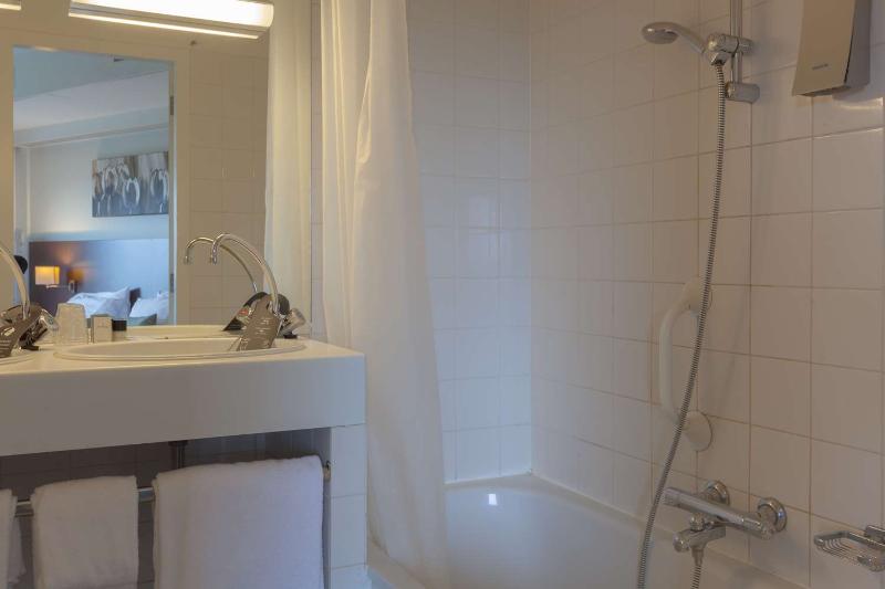 Flonk Hotel Groningen Zuid BW Signature Collection - Oda