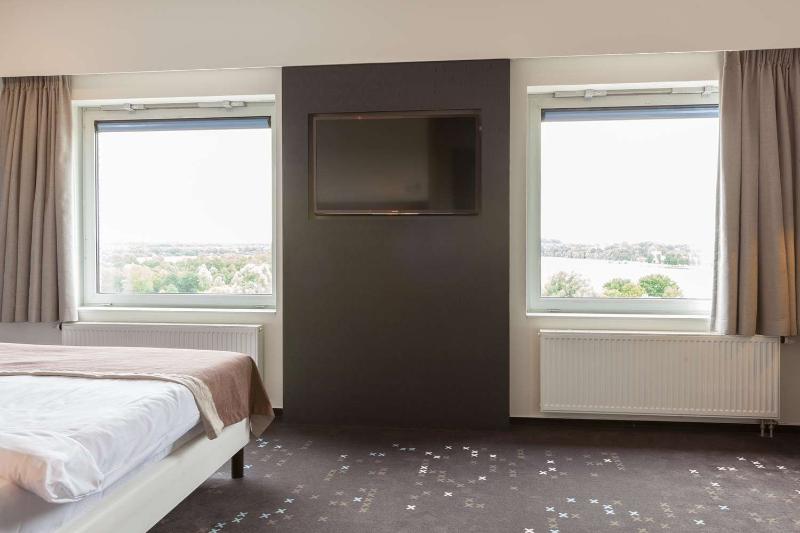 Flonk Hotel Groningen Zuid BW Signature Collection - Oda