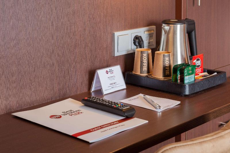 Flonk Hotel Groningen Zuid BW Signature Collection - Oda