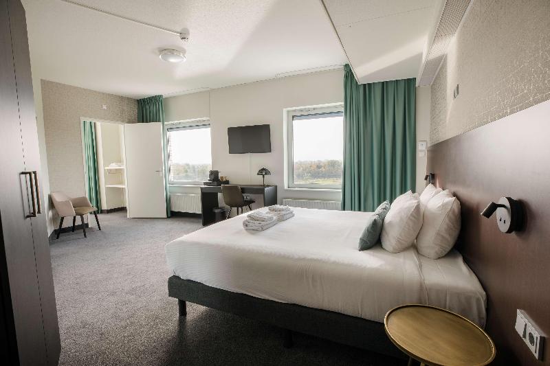 Flonk Hotel Groningen Zuid BW Signature Collection - Oda