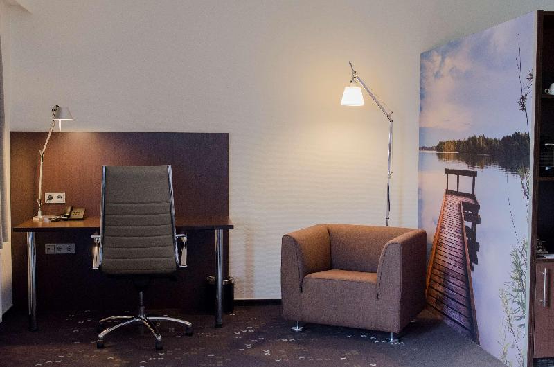 Flonk Hotel Groningen Zuid BW Signature Collection - Oda