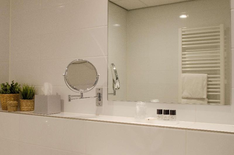 Flonk Hotel Groningen Zuid BW Signature Collection - Oda