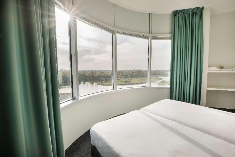 Flonk Hotel Groningen Zuid BW Signature Collection - Oda