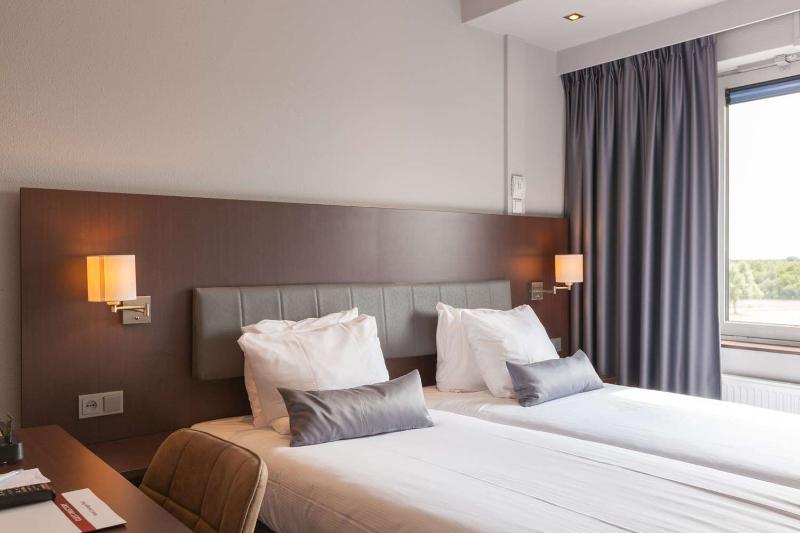 Flonk Hotel Groningen Zuid BW Signature Collection - Oda