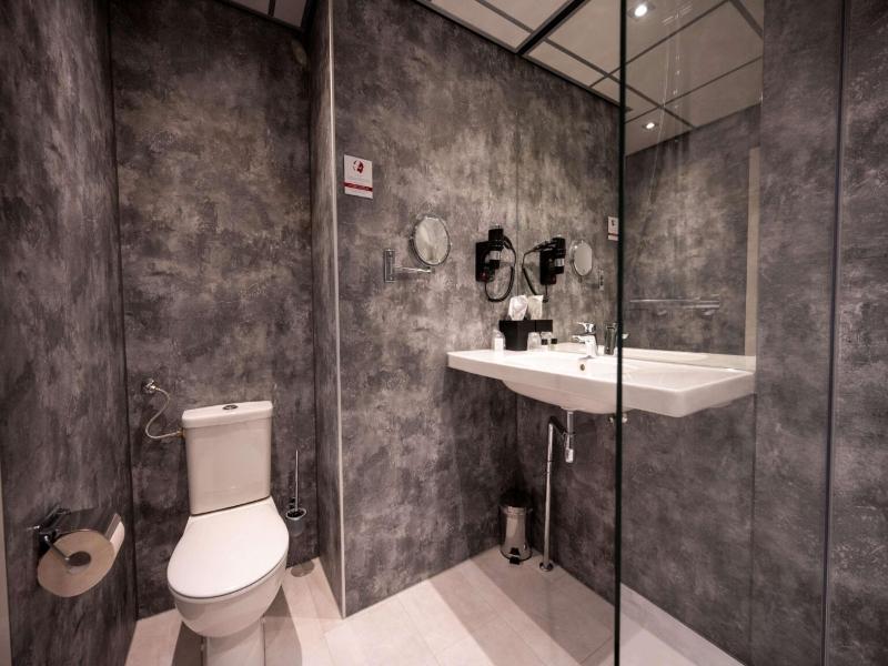Flonk Hotel Groningen Zuid BW Signature Collection - Oda
