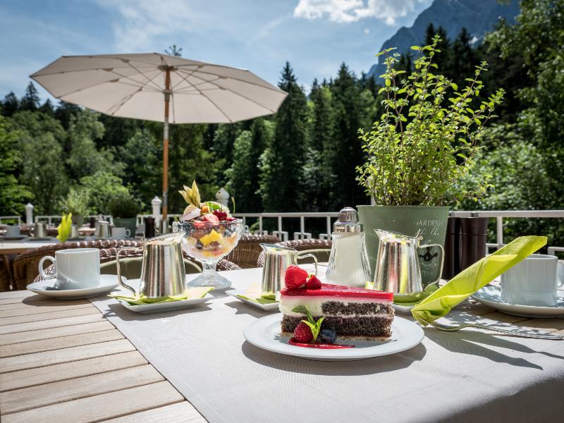 Hotel Am Badersee - Teras