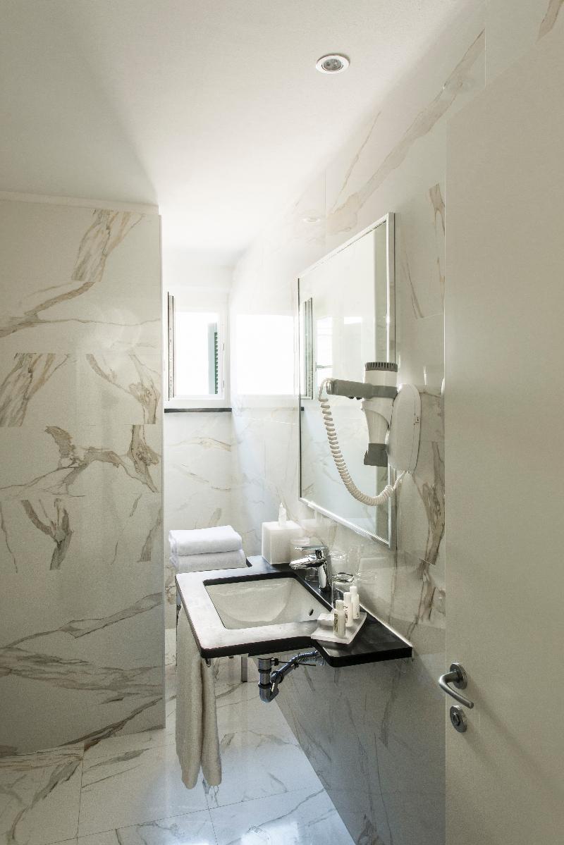 Grand Hotel Portovenere - Oda