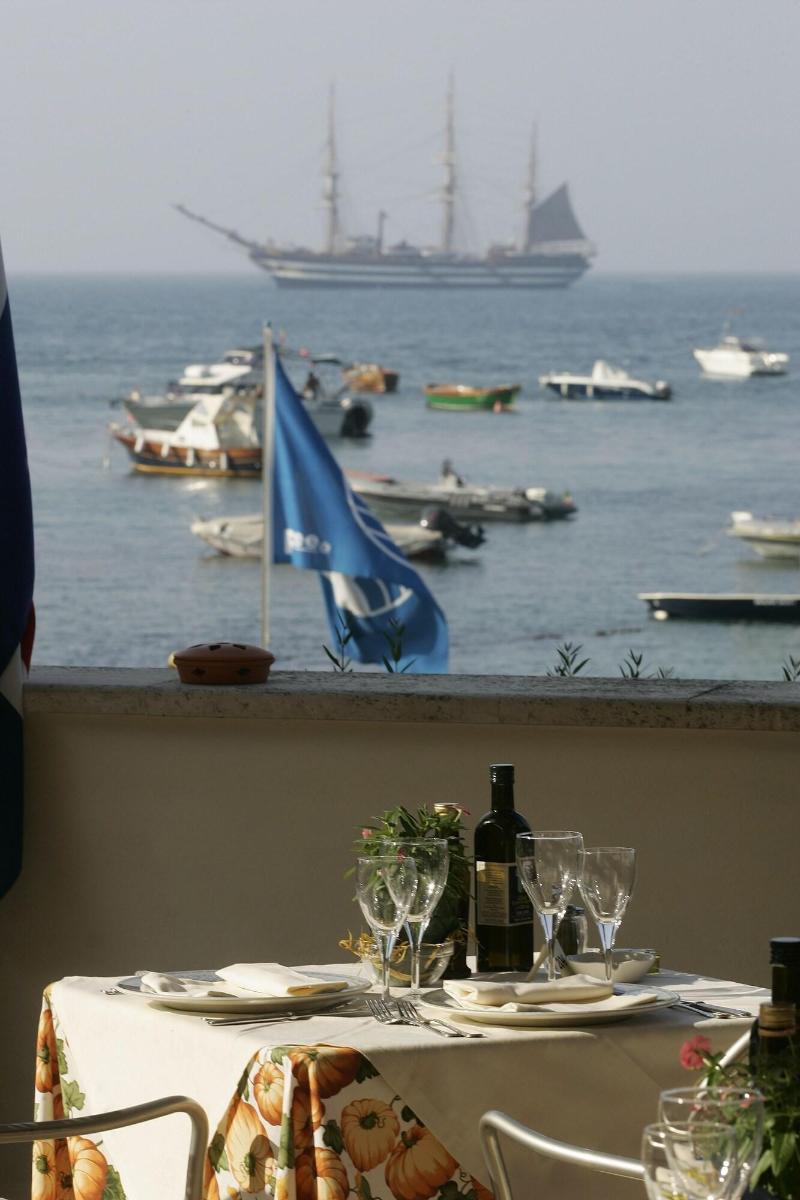 Baia d'Argento - Genel