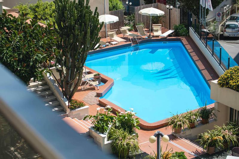 Coccodrillo Hotel and Residence - Havuz