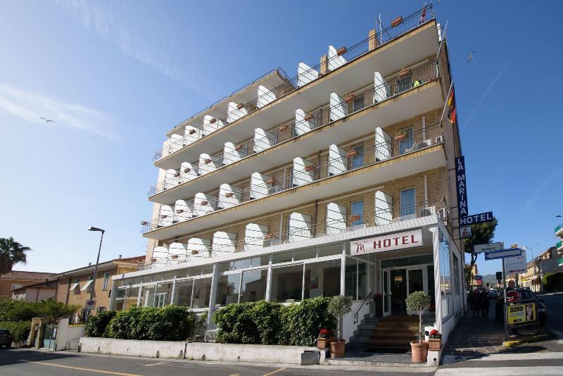 Hotel La Marina - Genel