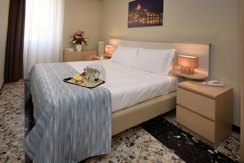 Hotel La Marina - Oda