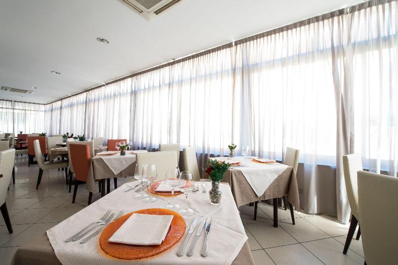 Hotel La Marina - Restoran