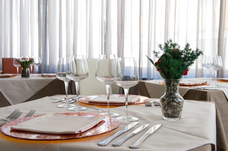 Hotel La Marina - Restoran