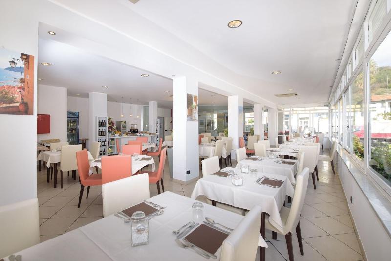 Hotel La Marina - Restoran