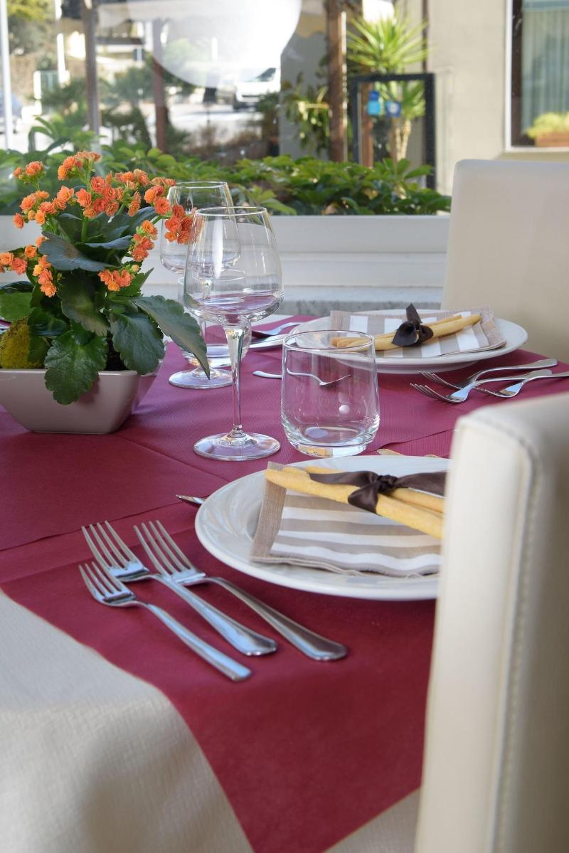 Hotel La Marina - Restoran
