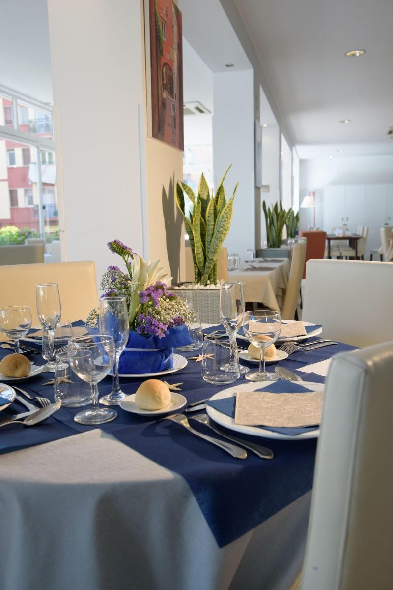 Hotel La Marina - Restoran