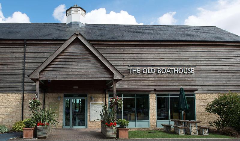 De Vere Cotswold Water Park - Restoran