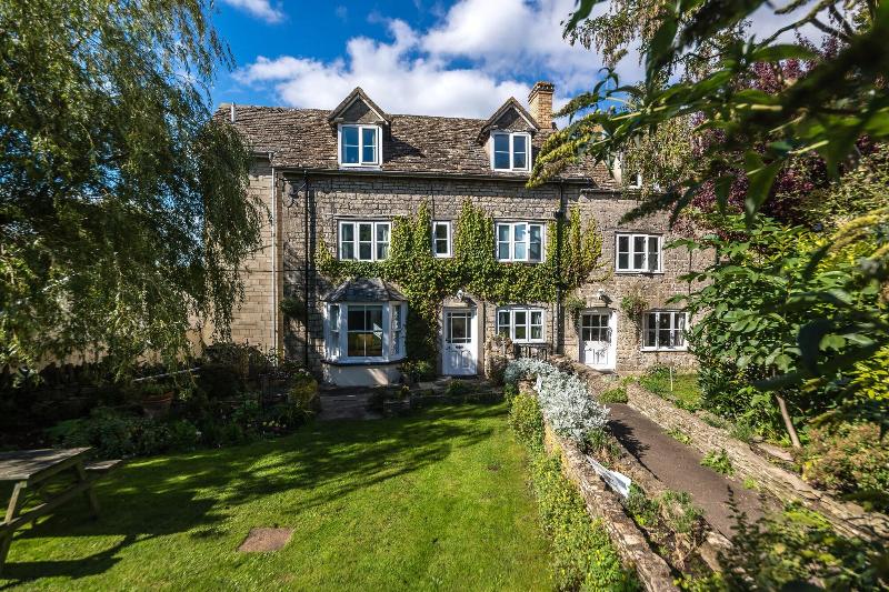 Amberley Inn - Genel