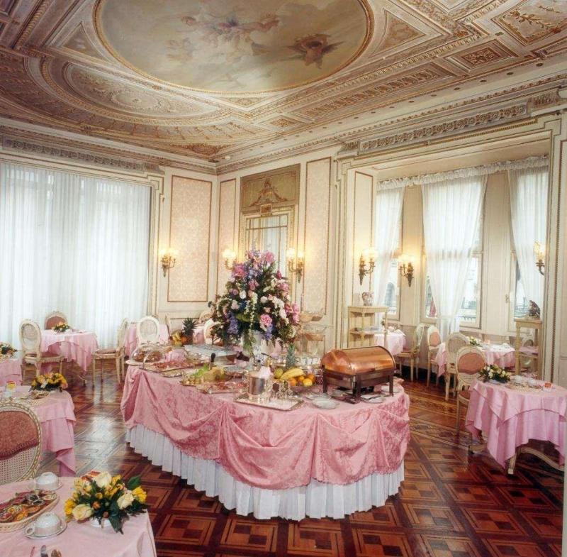 Hotel Bristol Palace - Lobi