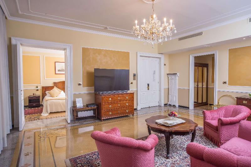 Hotel Bristol Palace - Lobi