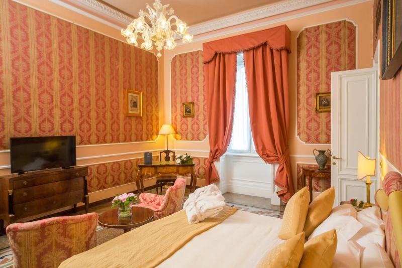 Hotel Bristol Palace - Genel