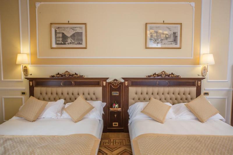 Hotel Bristol Palace - Genel