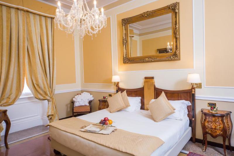 Hotel Bristol Palace - Genel
