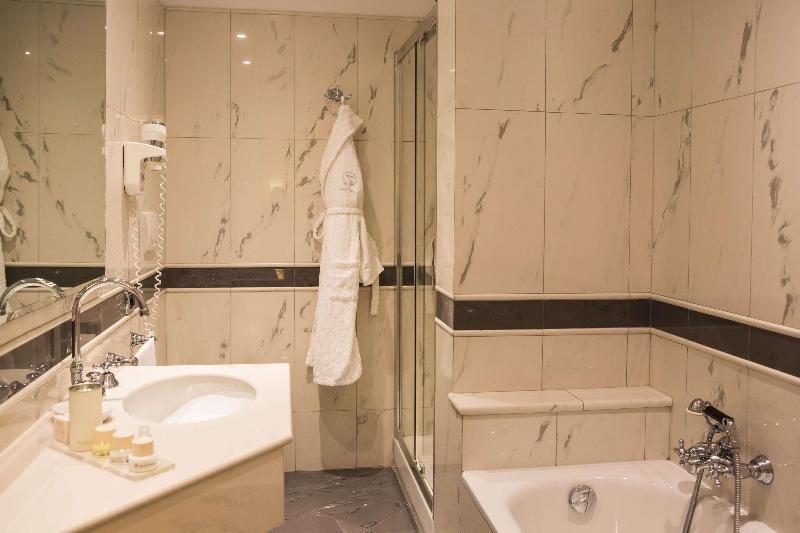 Hotel Bristol Palace - Oda